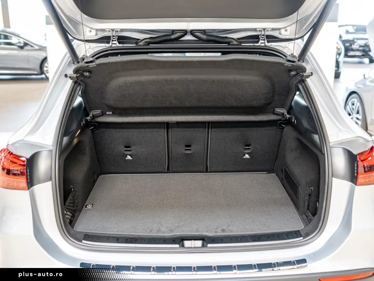 Mercedes-Benz GLA 180 AMG Line