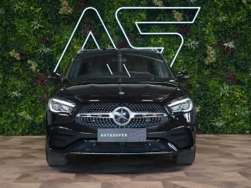 Mercedes-Benz GLA 250 4M AMG PANO LED