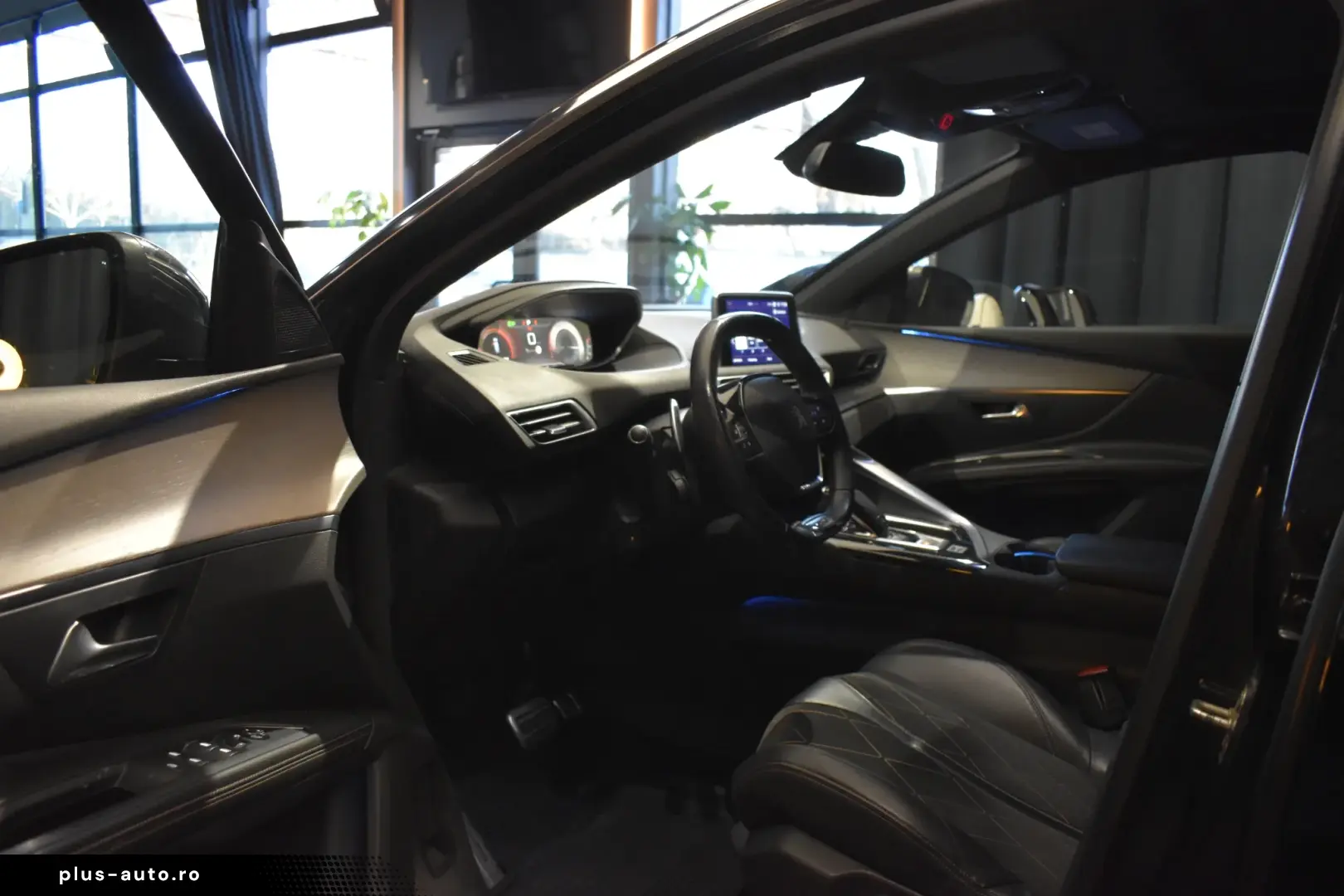 Peugeot 5008 2.0 BlueHDi S&S EAT8 GT 180 CP  7 Locuri  LED