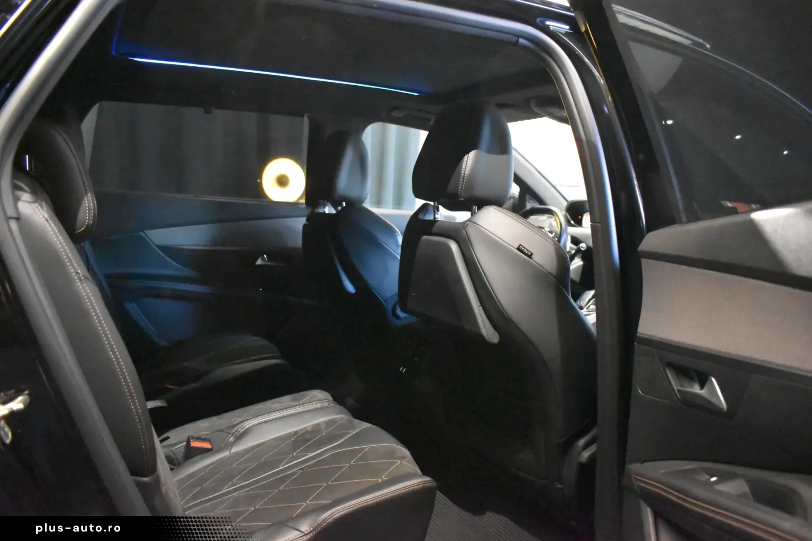 Peugeot 5008 2.0 BlueHDi S&S EAT8 GT 180 CP  7 Locuri  LED