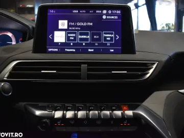 Peugeot 5008 2.0 BlueHDi S&S EAT8 GT 180 CP  7 Locuri  LED