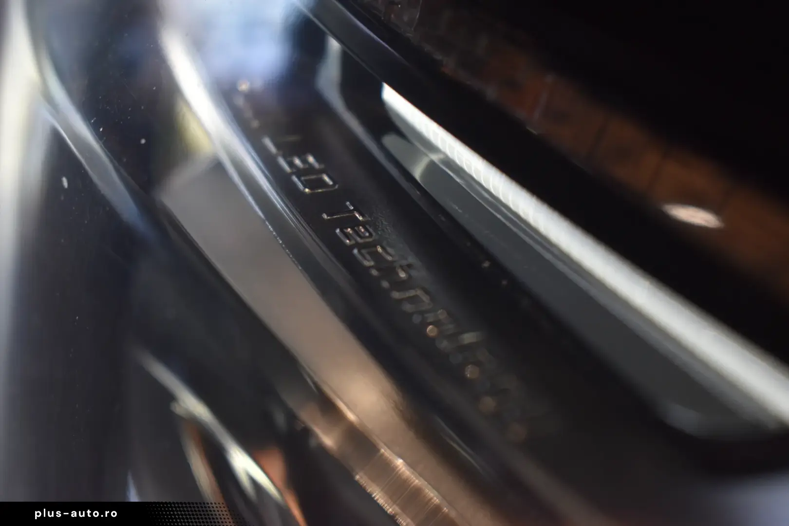 Peugeot 5008 2.0 BlueHDi S&S EAT8 GT 180 CP  7 Locuri  LED