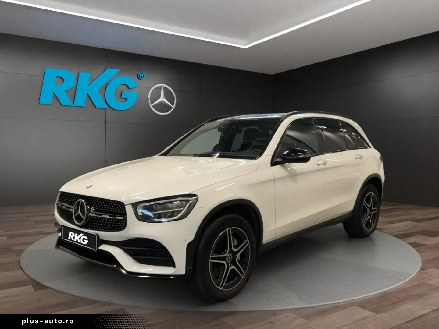 MERCEDES-BENZ GLC 300 de 4M AMG NIGHT LED PANO DISTR&hellip;
