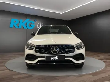 MERCEDES-BENZ GLC 300 de 4M AMG NIGHT LED PANO DISTR&hellip;