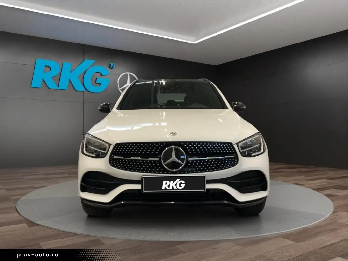 MERCEDES-BENZ GLC 300 de 4M AMG NIGHT LED PANO DISTR&hellip;