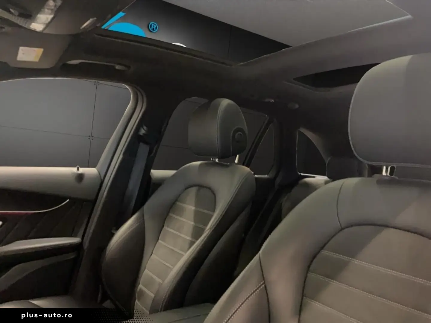 MERCEDES-BENZ GLC 300 de 4M AMG NIGHT LED PANO DISTR&hellip;