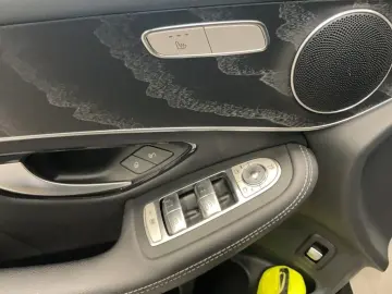 MERCEDES-BENZ GLC 300 de 4M AMG NIGHT LED PANO DISTR&hellip;