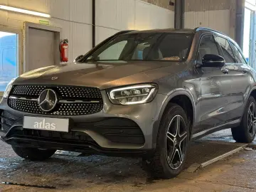 MERCEDES-BENZ GLC 300de 4Matic AMG NIGHT HUD SHZ AHK