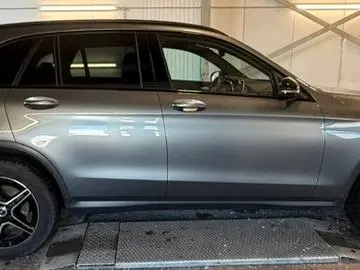 MERCEDES-BENZ GLC 300de 4Matic AMG NIGHT HUD SHZ AHK