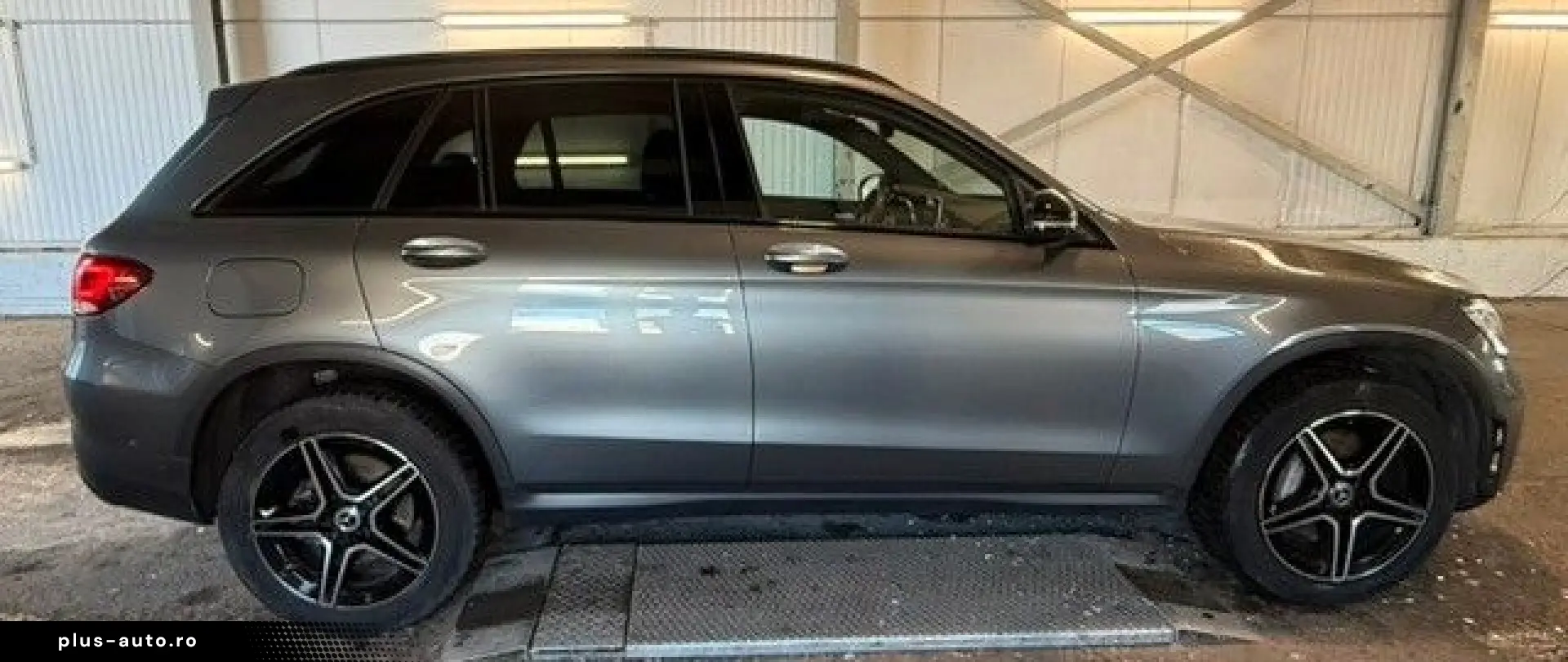 MERCEDES-BENZ GLC 300de 4Matic AMG NIGHT HUD SHZ AHK