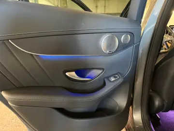 MERCEDES-BENZ GLC 300de 4Matic AMG NIGHT HUD SHZ AHK