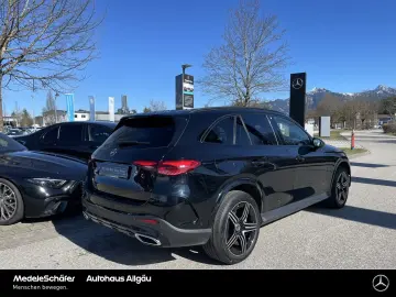 MERCEDES-BENZ GLC 300 e 4M AMG AHK Distro Night Kam 20