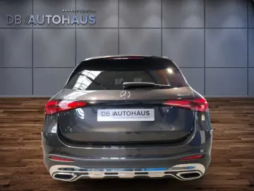 MERCEDES-BENZ GLC 300 AMG Line 4MATIC 9G-tronic