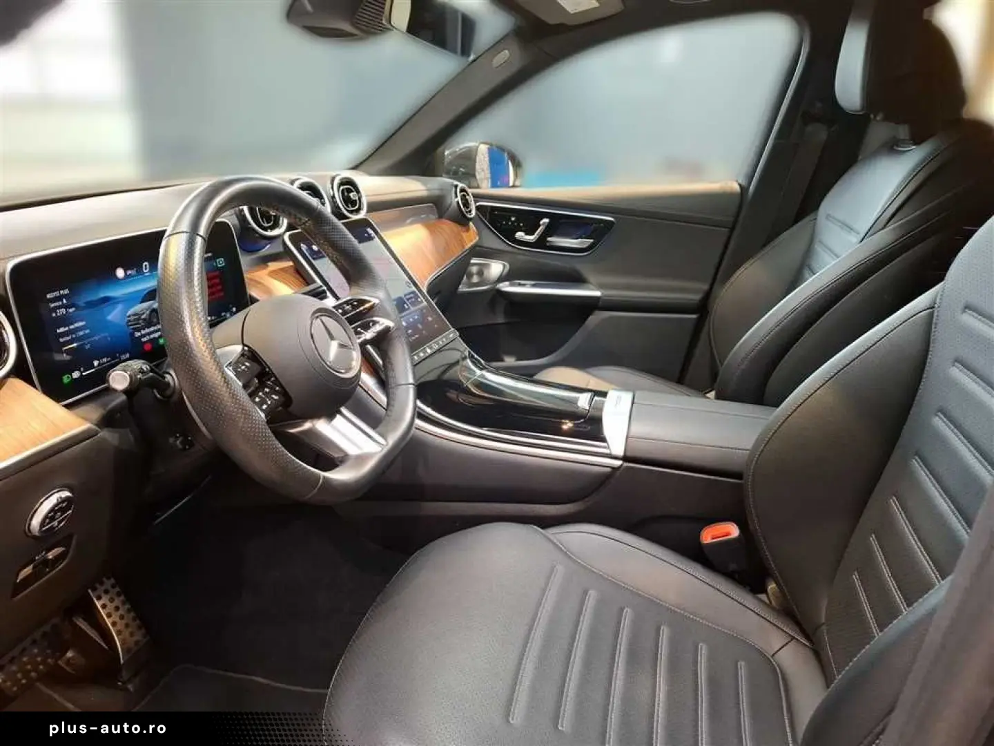 MERCEDES-BENZ GLC 300 AMG Line 4MATIC 9G-tronic