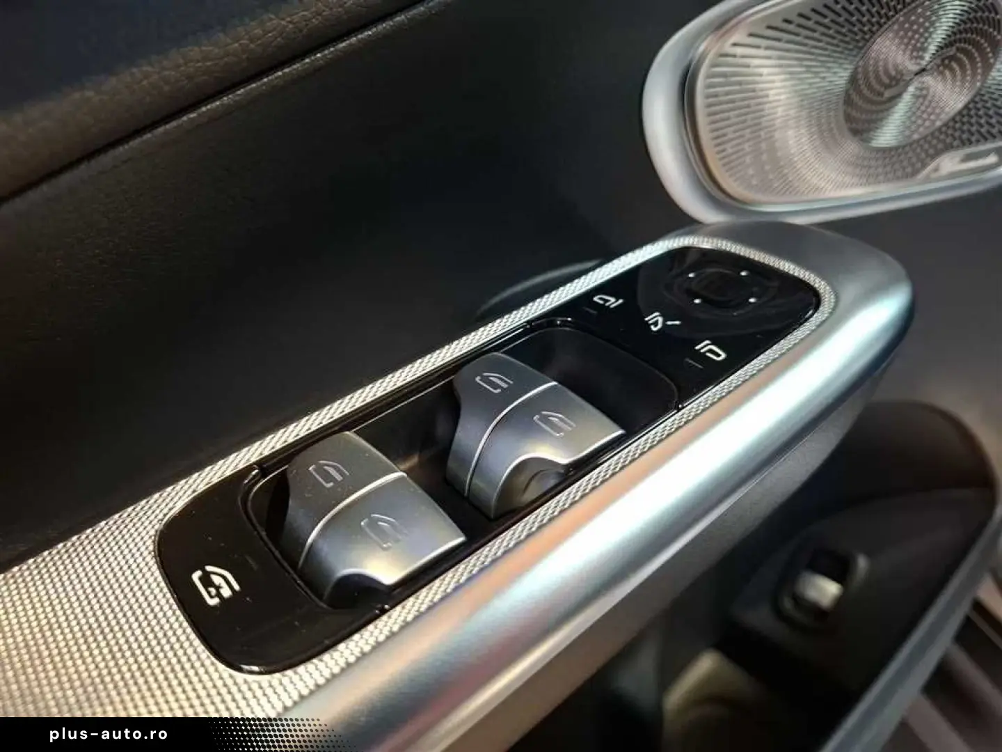 MERCEDES-BENZ GLC 300 AMG Line 4MATIC 9G-tronic