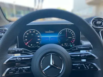 MERCEDES-BENZ GLC 300 e 4MATIC AMG NIGHT DIGITAL 360  DISTR.