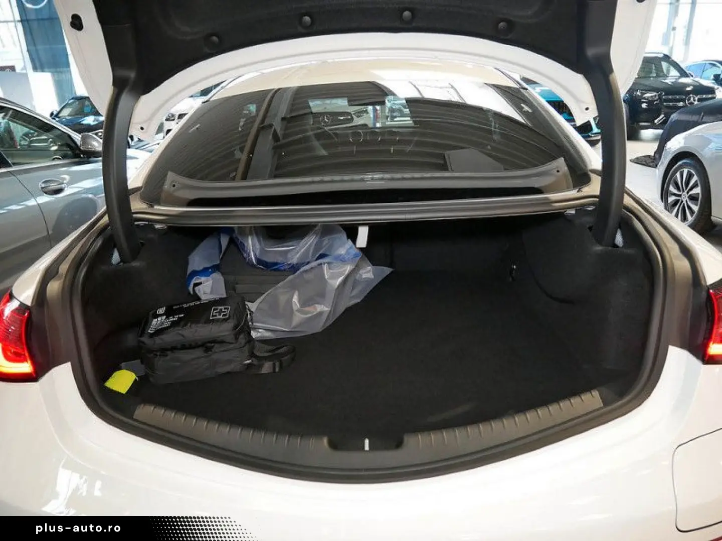 MERCEDES-BENZ CLE 300 e   AMG NIGHT PREMIUM MEMO 360&hellip;