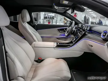 MERCEDES-BENZ CLE 200 Coupé AMG Premium Pano 20 Zoll Night
