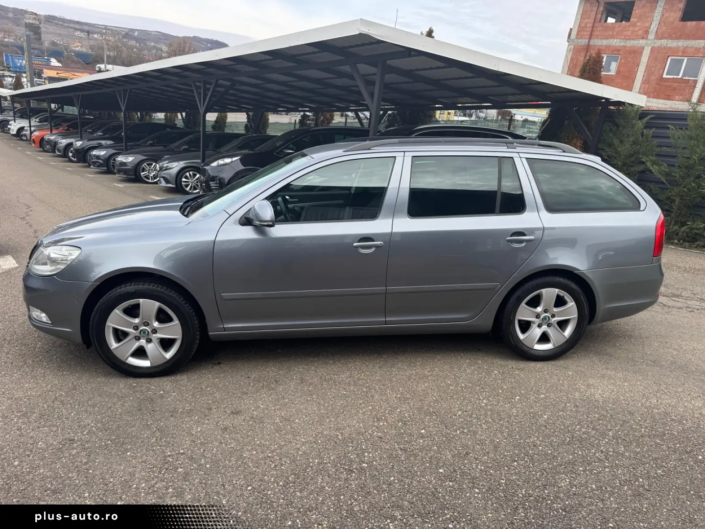 Skoda Octavia Diesel 1.6 2012 Manuala