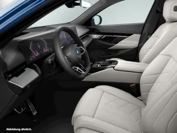 BMW 530e M Sport AHK Panorama Head-Up