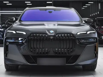 BMW 740d xDrive M Sport Mild Hybrid Sportautomatic