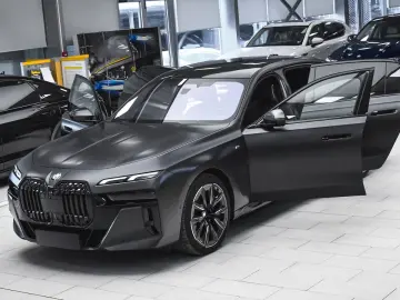 BMW 740d xDrive M Sport Mild Hybrid Sportautomatic