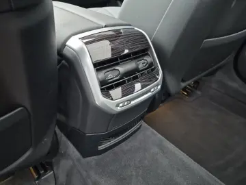 BMW 740d xDrive M Sport   GARANTIE-bis-06.2030