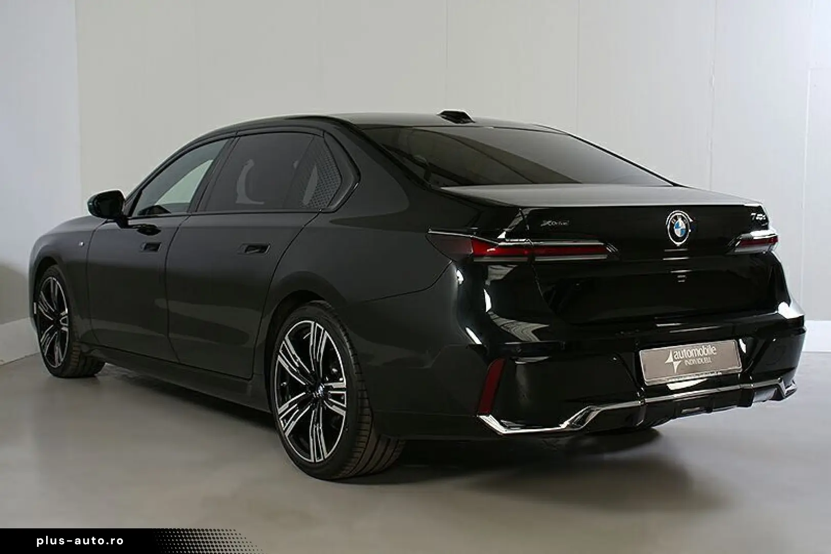 BMW 740d xDr. M Sport AHK ACC Panorama Standh 21Zoll