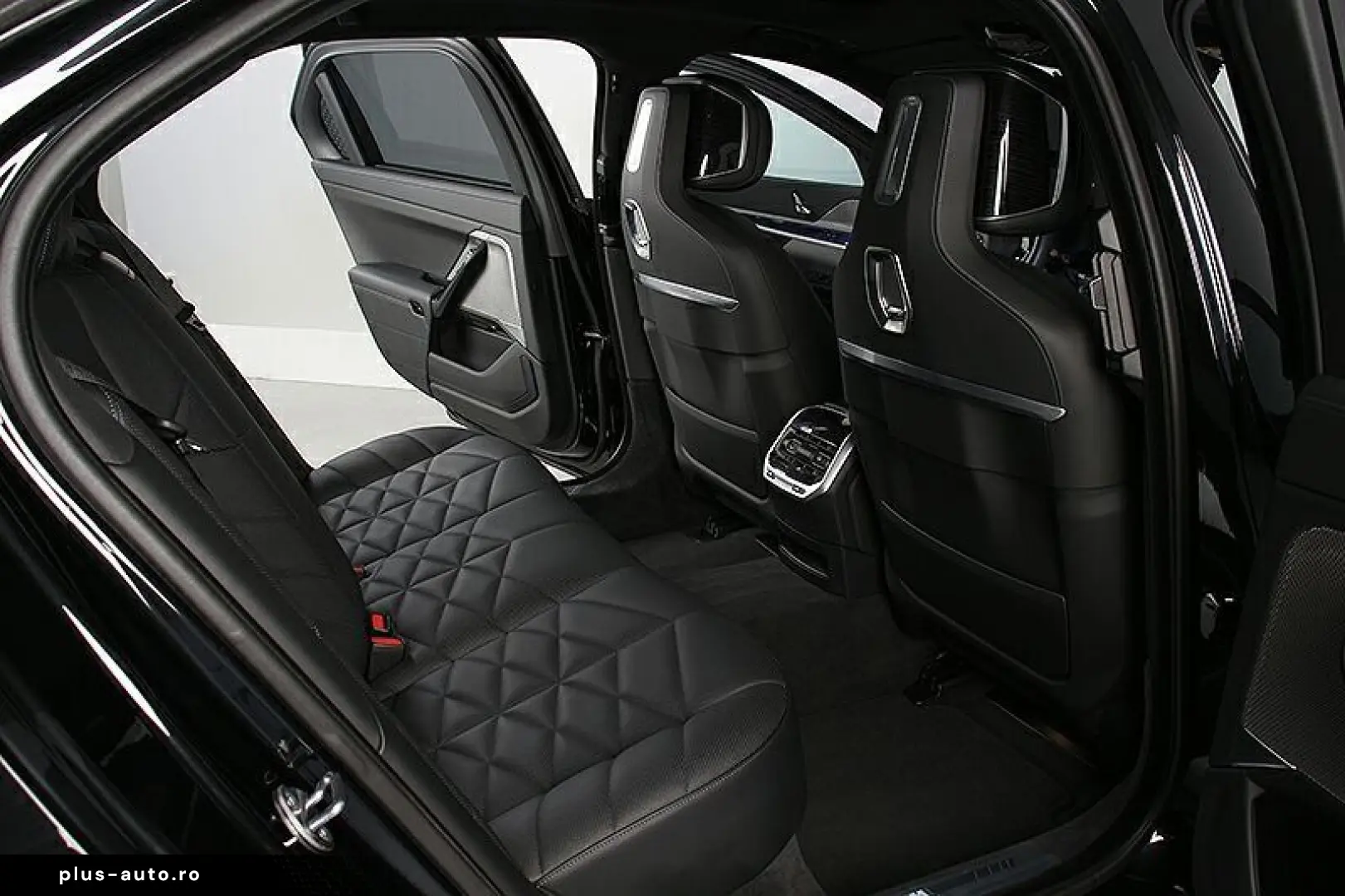 BMW 740d xDr. M Sport AHK ACC Panorama Standh 21Zoll