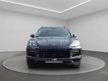 PORSCHE Cayenne E-Hybrid Tip. MATRIX-LED PANO ACC BOSE