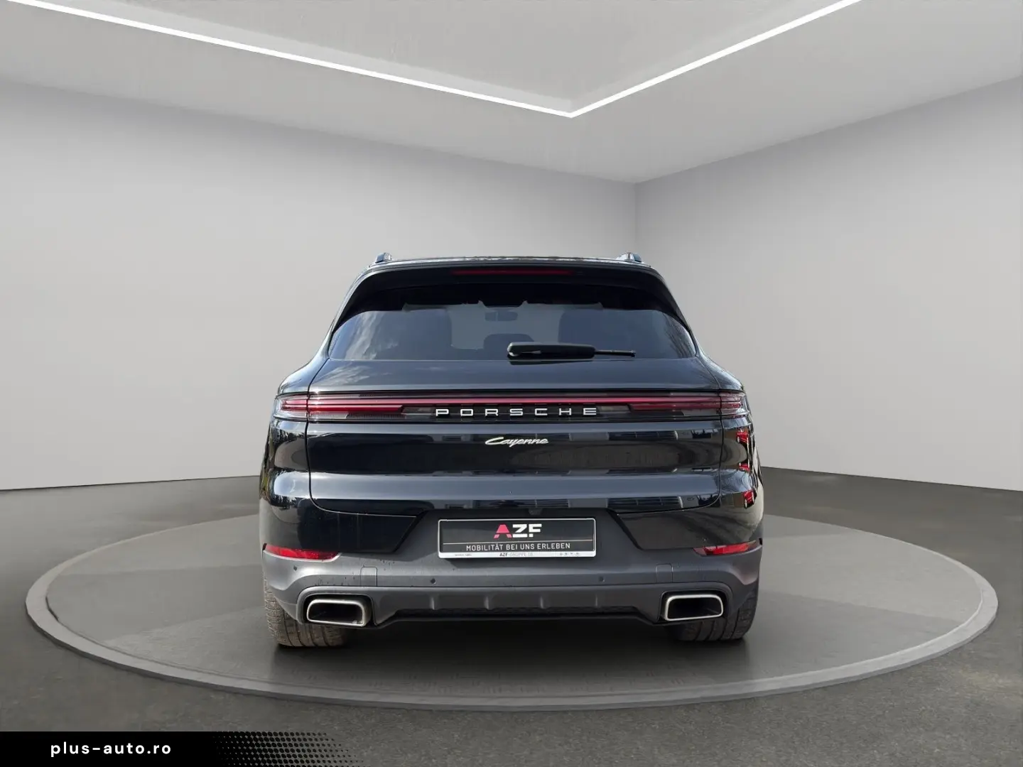 PORSCHE Cayenne E-Hybrid Tip. MATRIX-LED PANO ACC BOSE