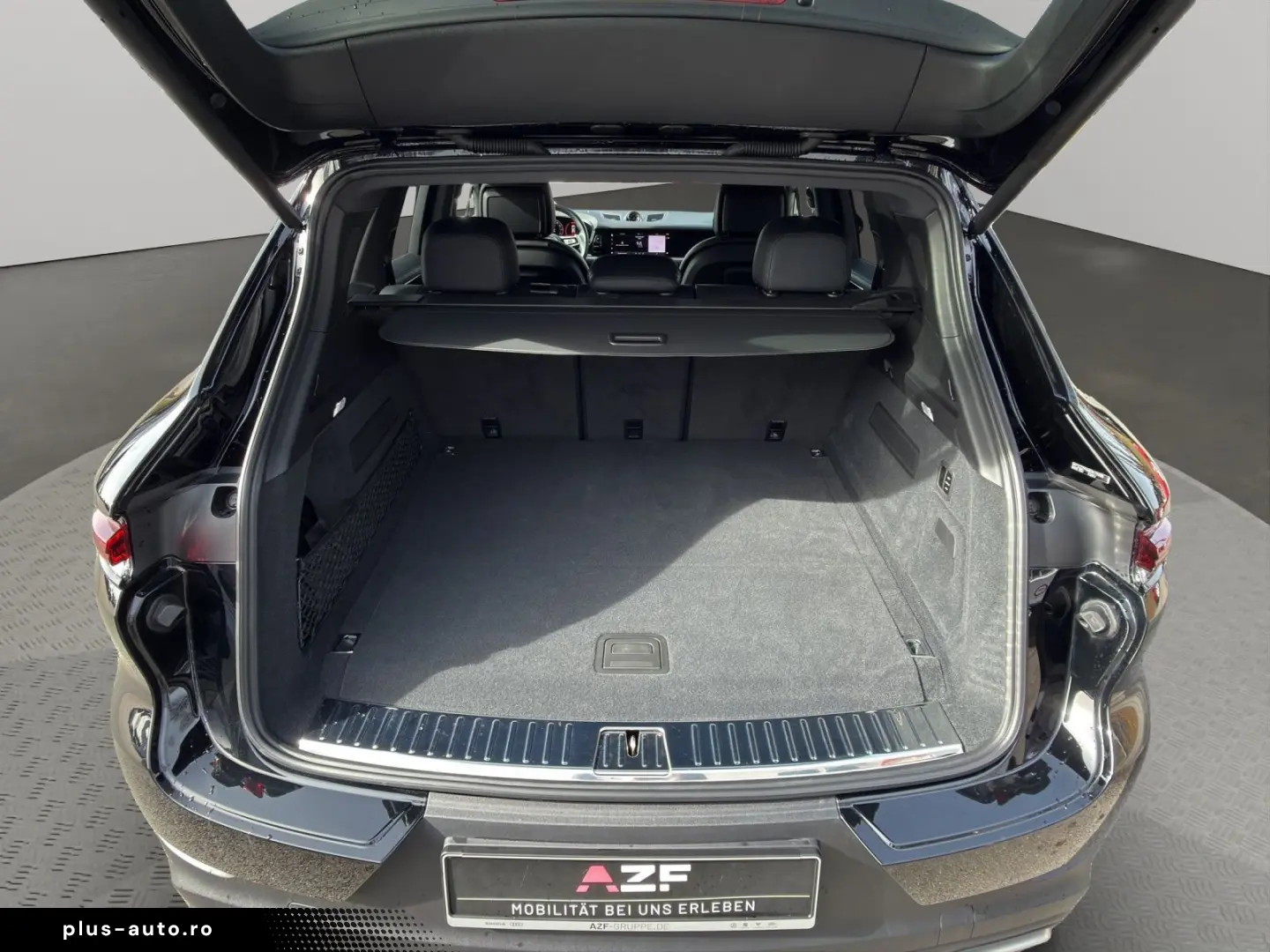 PORSCHE Cayenne E-Hybrid Tip. MATRIX-LED PANO ACC BOSE