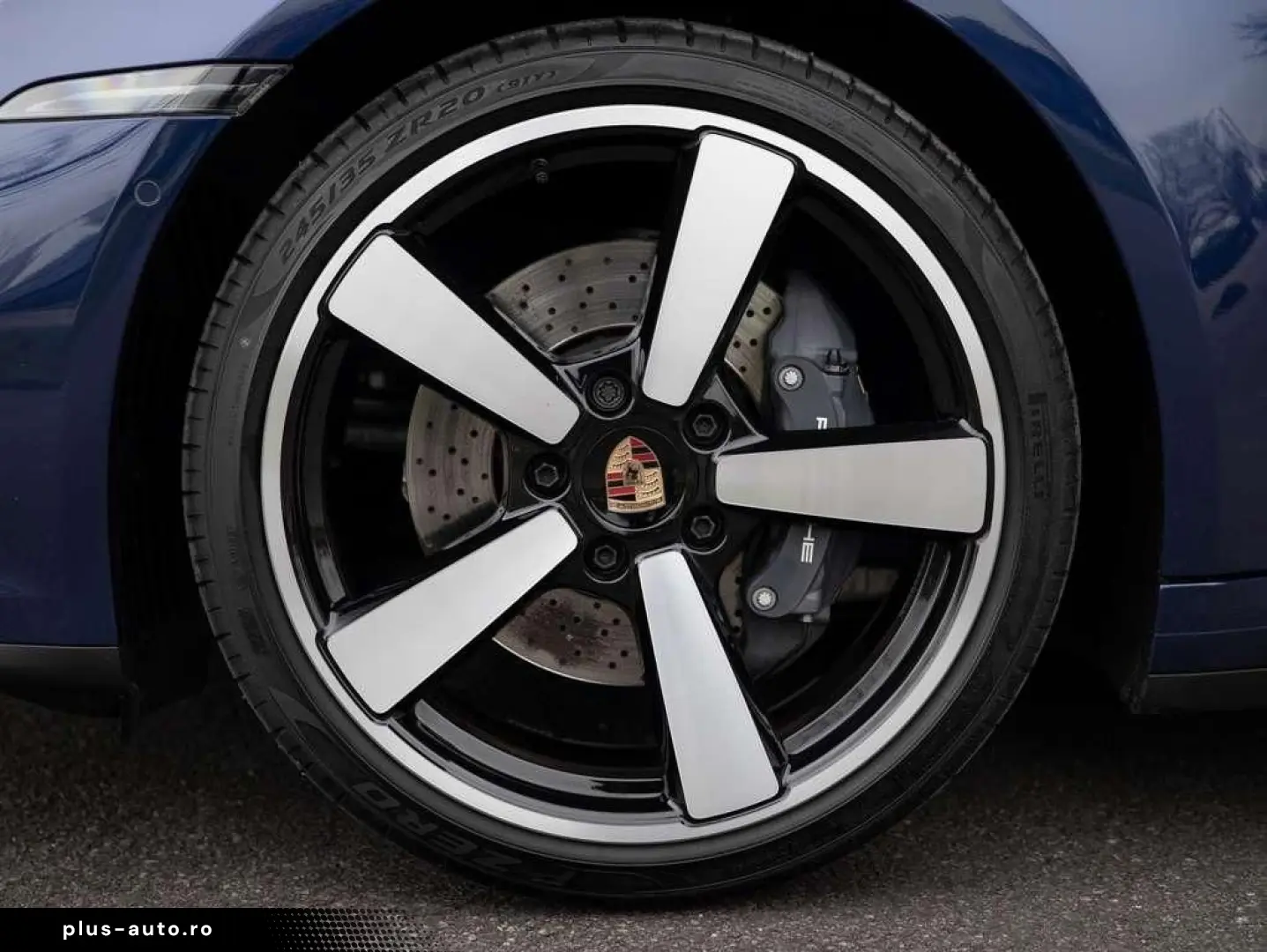 PORSCHE 992 .2 COUPE UITL CHRONO 360 ACC NACHTZICHT 18W