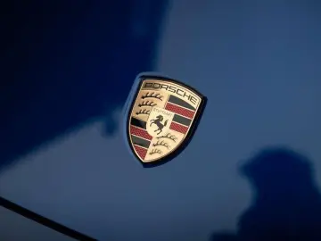 PORSCHE 992 .2 COUPE UITL CHRONO 360 ACC NACHTZICHT 18W