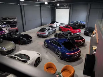 PORSCHE 992 .2 COUPE UITL CHRONO 360 ACC NACHTZICHT 18W