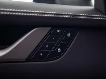 PORSCHE 992 .2 COUPE UITL CHRONO 360 ACC NACHTZICHT 18W