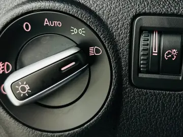 VOLKSWAGEN TIGUAN 2013 2.0D E5 4x4 Garantie 12 Luni Rate Ava