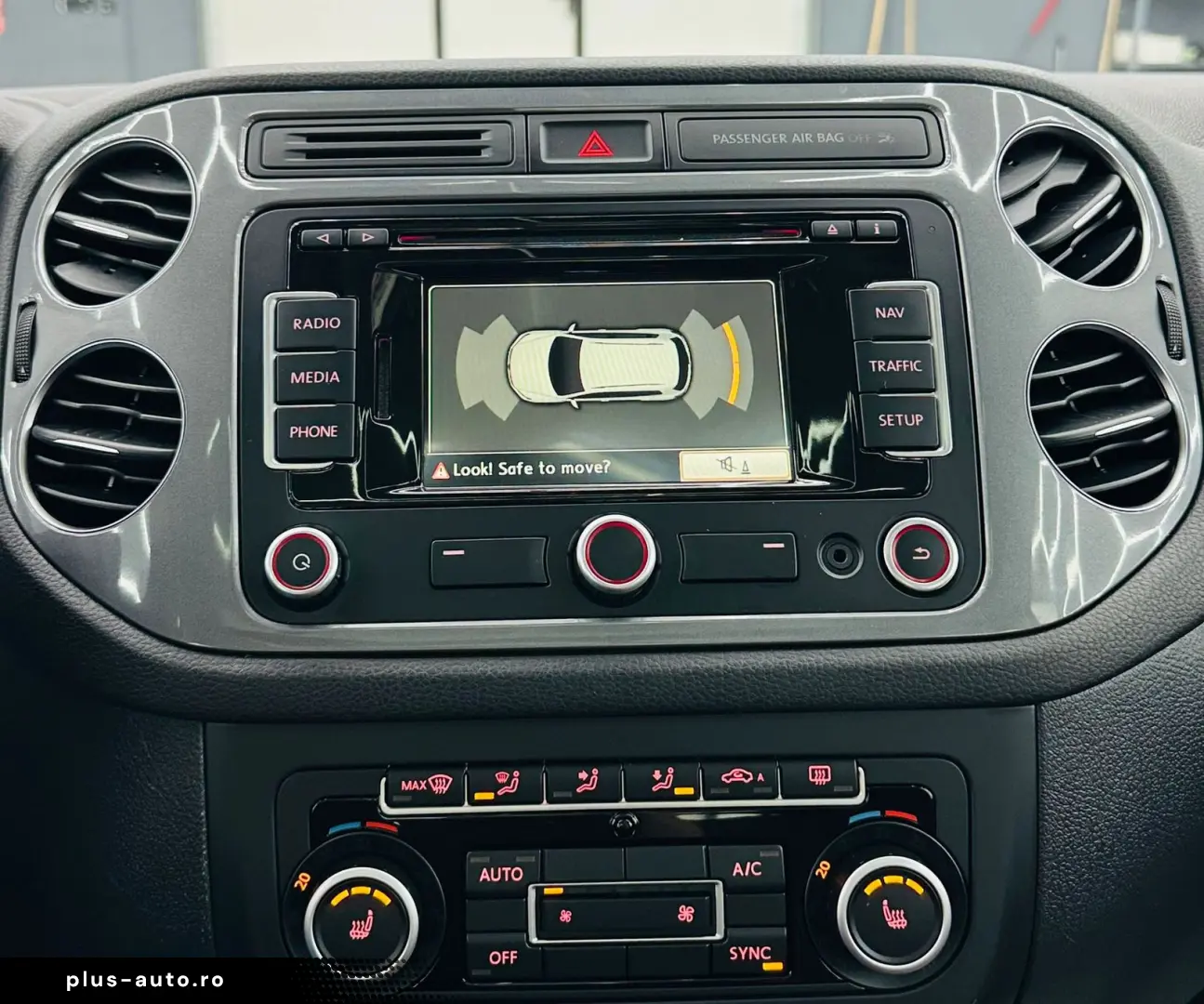 VOLKSWAGEN TIGUAN 2013 2.0D E5 4x4 Garantie 12 Luni Rate Ava