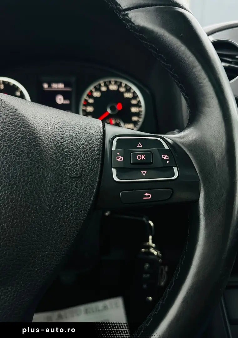 VOLKSWAGEN TIGUAN 2013 2.0D E5 4x4 Garantie 12 Luni Rate Ava