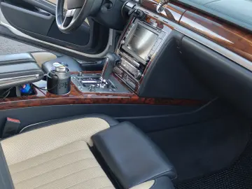 Volkswagen Phaeton