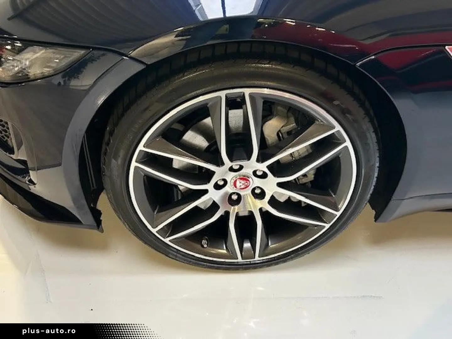 JAGUAR F-TYPE Cabriolet R-Dynamic   Automatik  20 Zoll