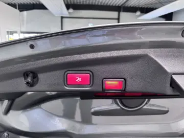 MERCEDES-BENZ E 220 CABRIO AMG AR WIDE MBUX KAMERA D&hellip;