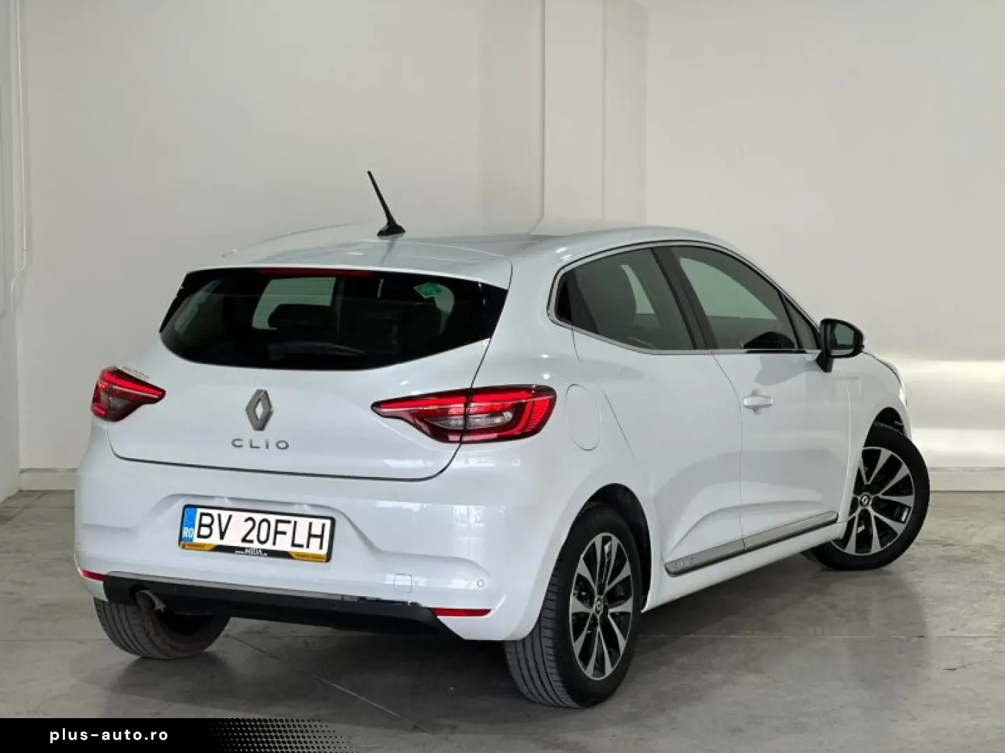 RENAULT CLIO 1.0 TCe 90CP Intens