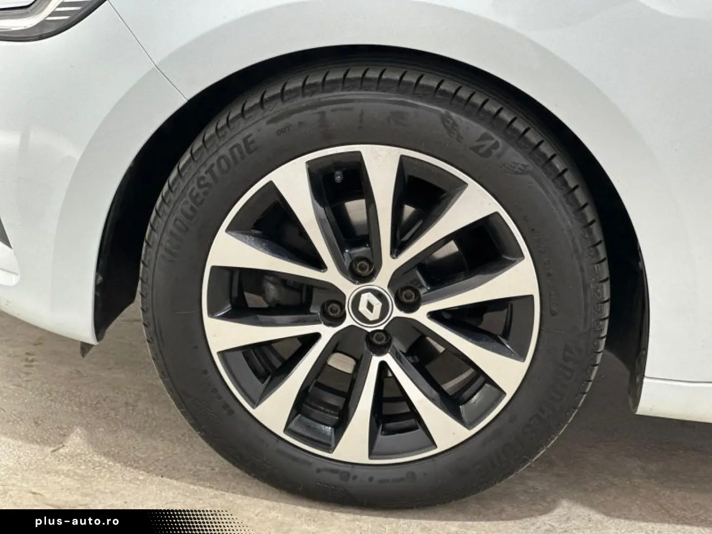 RENAULT CLIO 1.0 TCe 90CP Intens