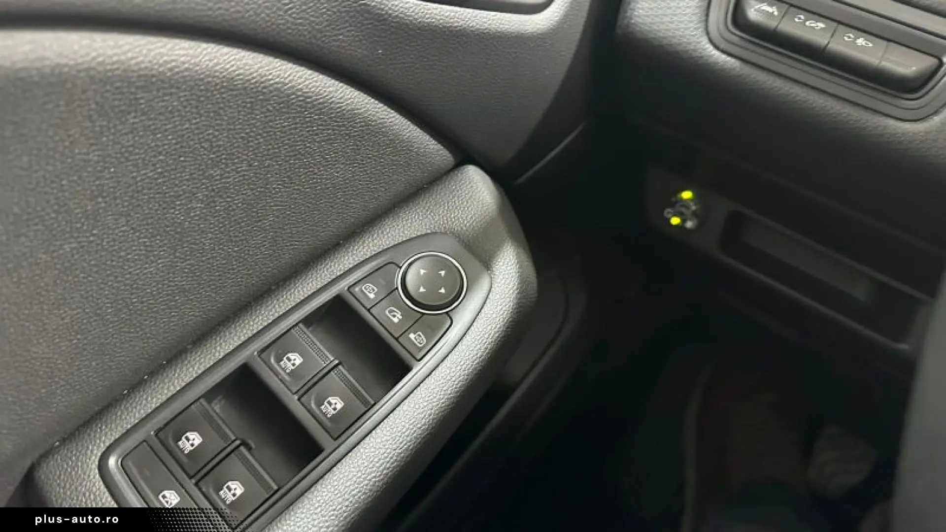 RENAULT CLIO 1.0 TCe 90CP Intens