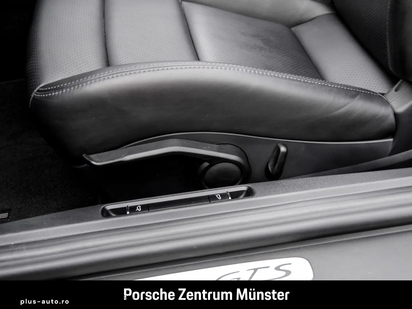 PORSCHE Boxster 718 GTS 4.0 BOSE Sportabgasanlage Leder