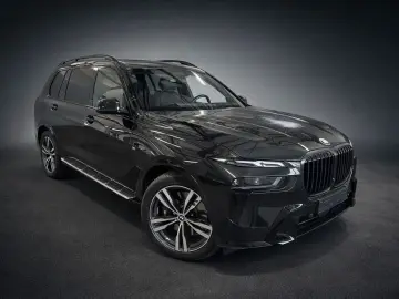 BMW X7 xDrive40d M SPORT PRO EXECUTIVE DRIVE PRO SKY
