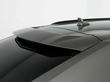 LAMBORGHINI Urus MY22