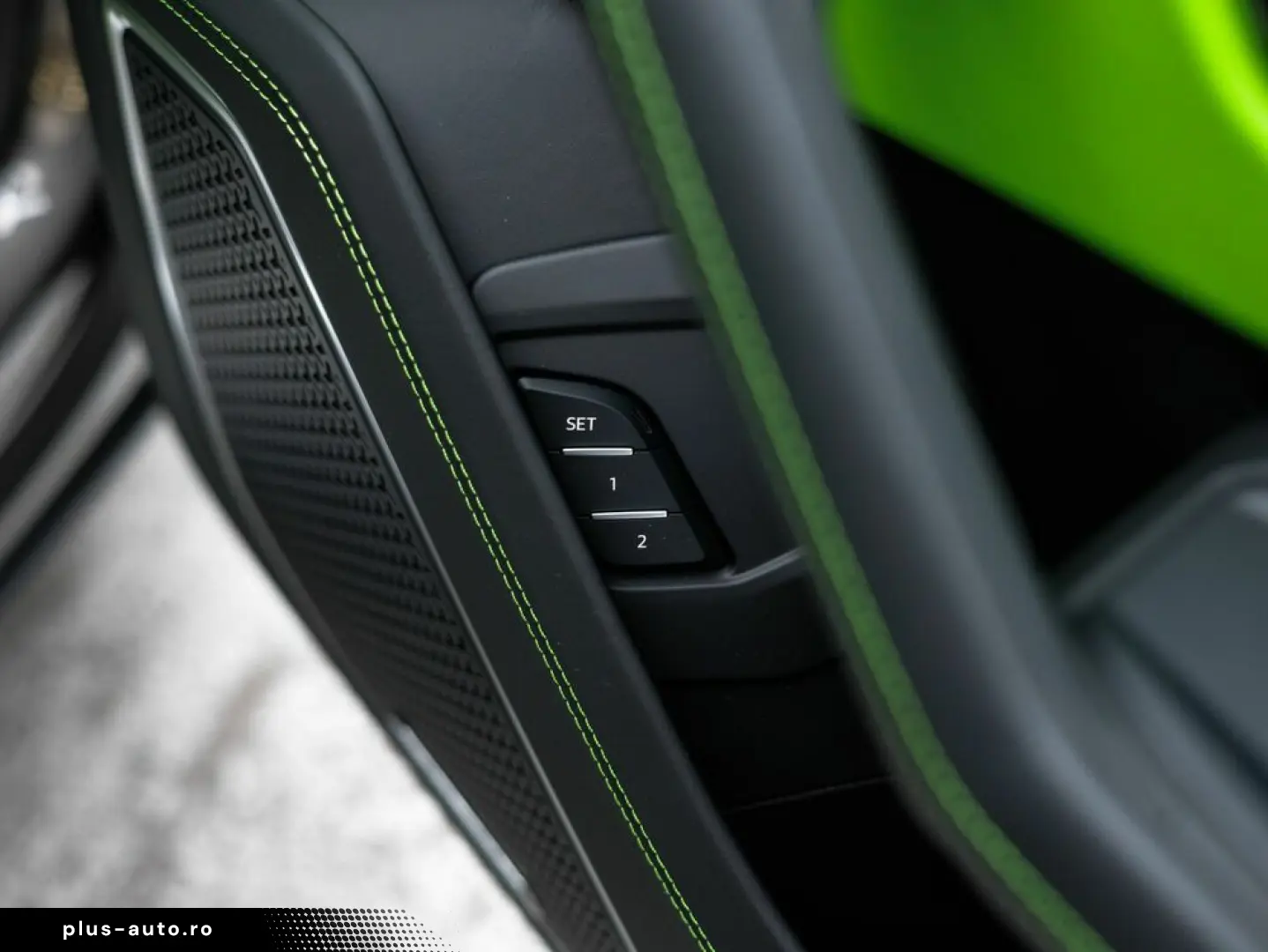 LAMBORGHINI Urus MY22