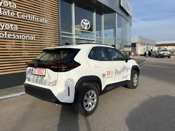 TOYOTA YARIS CROSS ACTIVE 1.5 HEV FWD